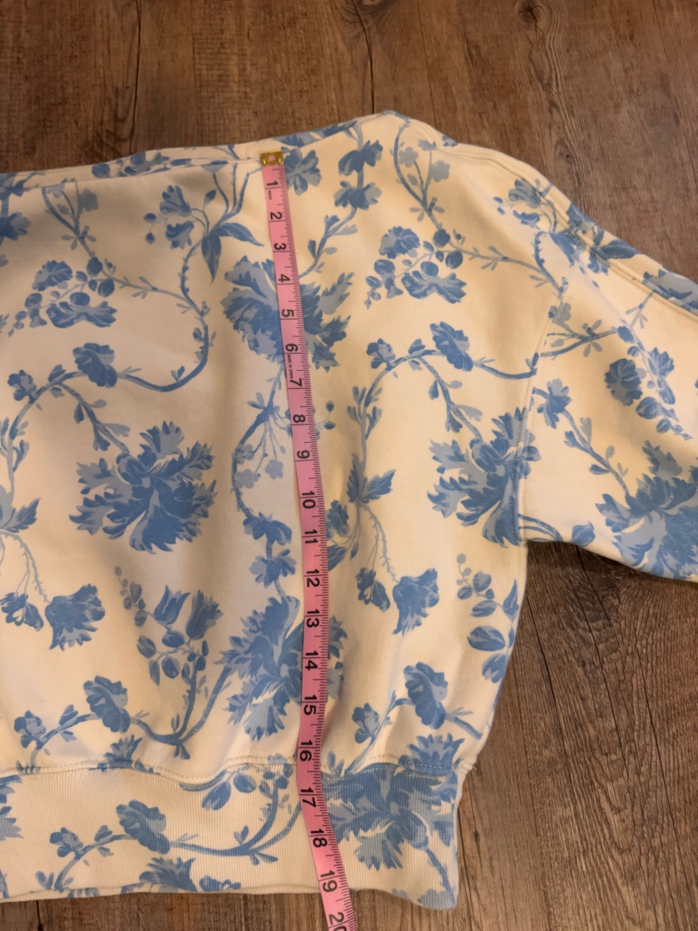 Abercrombie Sunday Slash Cream Top with Blue Floral Print - size medium - Picture 8 of 8